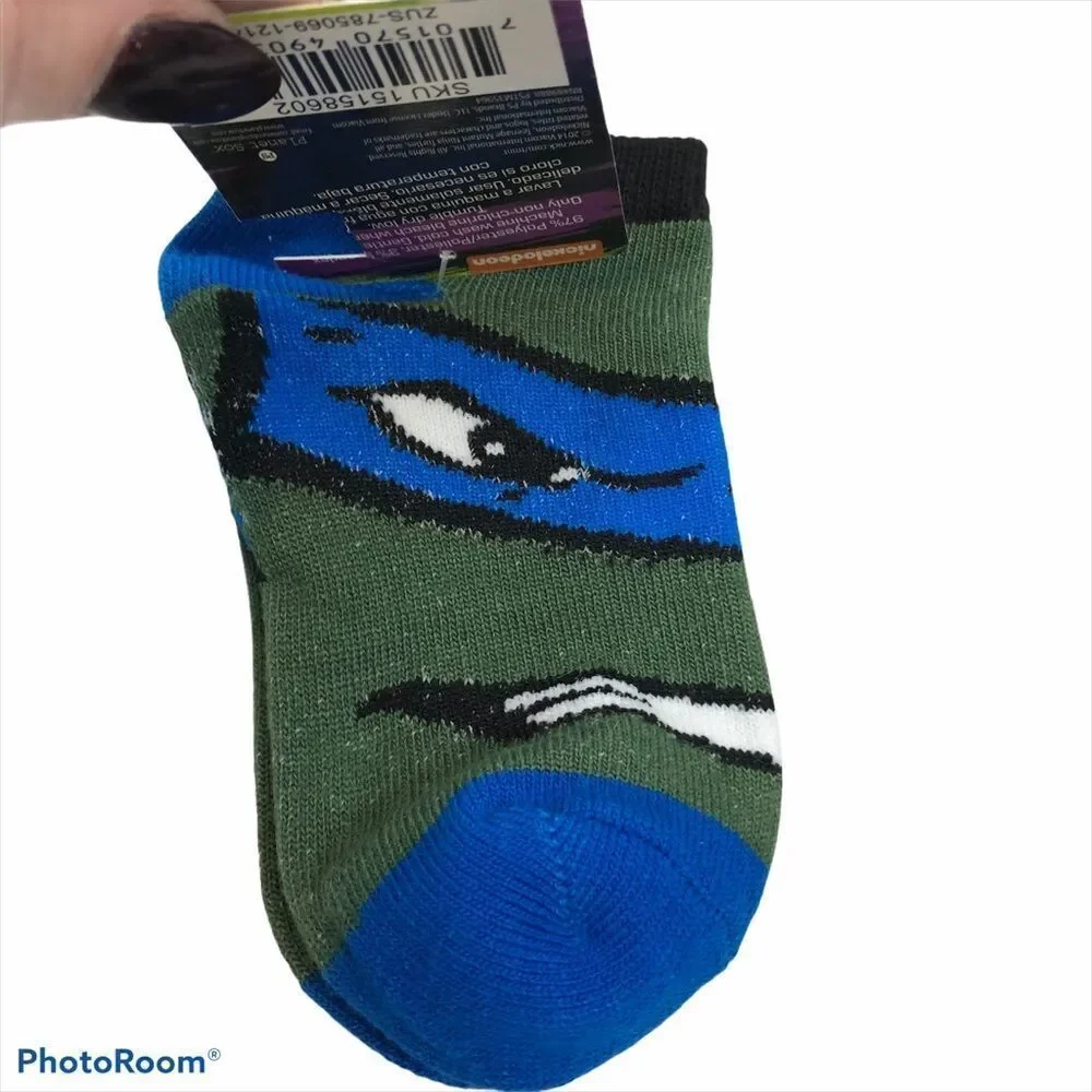 Two Brand New Pairs TMNT Fits shoe size 7-10‎